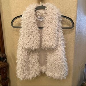 COFFEE SHOP Girls Kids White Faux Fur Open Vest Size Medium